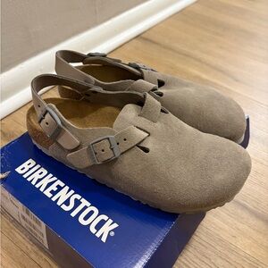 Birkenstock Tokio suede clogs in Stone Coin color (39)